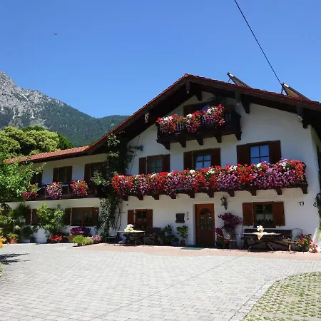 بيت ضيافة Gastehaus Auhaus باد ريشنهول